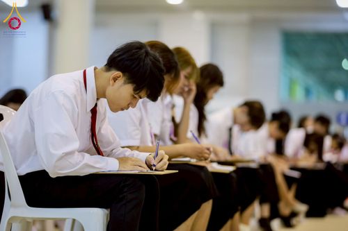 ภาพ No.273313:วันที่ 23 พฤศจิกายน พ.ศ. 2568 การสอบตอบปัญหาธรรมะ ทางก้าวหน้า "ระดับอุดมศึกษา" ณ ห้องแก้วสารพัดนึก 1 สภาธรรมกายสากล วัดพระธรรมกาย จ.ปทุมธานี