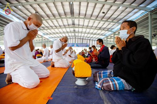 ภาพ No.75944:พิธีบรรพชาสามเณร ณ วัดปันชารี สันติปูร์ อรัญกฏิ เมืองคาร์กาชารี ประเทศบังกลาเทศ วันที่ 10 กุมภาพันธ์ พ.ศ. 2566