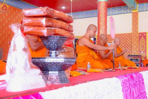 ภาพ No.179265:พิธีทอดกฐิน ณ วัดถ้ำคีรีวงศ์ อ.เปิ้นดัง รัฐเคด้าห์ ประเทศมาเลเซีย ในโครงการกฐินสามัคคีทั่วไทย 30,000 วัด บูชาธรรม 80 ปี หลวงพ่อธัมมชโย โดยคณะศิษยานุศิษย์วัดพระธรรมกาย วันที่ 1 พฤศจิกายน พ.ศ. 2567