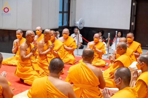 ภาพ No.62129:พิธีอุปสมบทในโครงการอุปสมบทหมู่ บูชาธรรมหลวงพ่อธัมมชโย พ.ศ.2567 ณ อุโบสถ วัดพระธรรมกาย จ.ปทุมธานี วันที่ 13-15 เมษายน พ.ศ. 2567