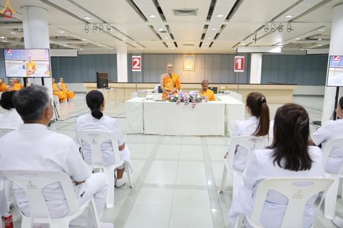 ภาพ No.319262:วันที่ 5 เมษายน พ.ศ.2569 ประชุมทีมงานลงทะเบียนพระสังฆาธิการ เพื่อพิธีถวายมหาสังฆทาน 40,000 กว่าวัดทั่วประเทศ จัดโดย กองต้อนรับพระกัลยาณมิตร วัดพระธรรมกาย