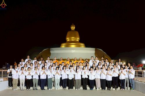 ภาพ No.306634:ภาพเบื้องหลังอาสาสมัครรวมใจ ชุดที่ 5 ในโครงการธรรมยาตรา กตัญญูบูชา มหาปูชนียาจารย์ พระมงคลเทพมุนี(สด จนฺทสโร) พระผู้ปราบมาร อนุสรณ์สถาน 7 แห่ง ปีที่ 14