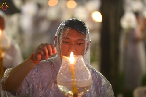 ภาพ No.89320:พิธีประดิษฐานรูปหล่อทองคำ  คุณยายอาจารย์มหารัตนอุบาสิกาจันทร์ ขนนกยูง ภายในมหาวิหารคุณยายอาจารย์ฯ เนื่องในวันครูผู้ค้นพบวิชชาธรรมกาย วันศุกร์ที่ 29 กันยายน พ.ศ. 2566 ณ วัดพระธรรมกาย จ.ปทุมธานี