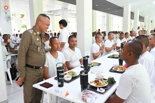 ภาพ No.340531:วันที่ 24-25 กรกฎาคม พ.ศ. 2569 โครงการพัฒนาคุณธรรม จริยธรรม สำหรับนักเรียนนายสิบตำรวจ (นสต.) รุ่นที่ 17 ศูนย์ฝึกอบรมตำรวจภูธรภาค 1 ได้จัดกิจกรรม WalkRally สวดมนต์นั่งสมาธิ และฟังธรรมจากพระอาจารย์ ณ ศูนย์ปฏิบัติธรรมเวิล์ดพีช วัลเล่ย์ (World Peace Valley) 