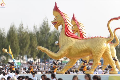 ภาพ No.299665:วันที่ 18 มกราคม พ.ศ. 2569 พิธีต้อนรับพระธรรมยาตรา (ภาพชุดที่ 2) ณ อนุสรณ์สถานลำดับที่ 5  สถานที่เผยแผ่วิชชาธรรมกายครั้งแรก อนุสรณ์สถานบางปลา วัดบางปลา อำเภอบางเลน จังหวัดนครปฐม ในโครงการธรรมยาตรา กตัญญูบูชา มหาปูชนียาจารย์ พระมงคลเทพมุนี(สด จนฺทสโร) พระ