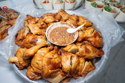 ภาพ No.300289:วันที่ 22 มกราคม พ.ศ. 2569 พิธีถวายภัตตาหารเป็นสังฆทาน แด่พระธรรมยาตรา ณ อนุสรณ์สถานบางปลา วัดบางปลา อำเภอบางเลน จังหวัดนครปฐม ในโครงการธรรมยาตรา กตัญญูบูชา มหาปูชนียาจารย์ พระมงคลเทพมุนี(สด จนฺทสโร) พระผู้ปราบมาร อนุสรณ์สถาน 7 แห่ง ปีที่ 14