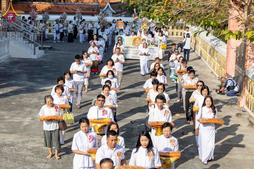 ภาพ No.305201:วันที่ 28 มกราคม พ.ศ. 2569 พิธีทอดผ้าป่าทำนุบำรุงศาสนสถาน ณ วัดเกิดการอุดม อ.คลองหลวง จ.ปทุมธานี ในโครงการธรรมยาตรา กตัญญูบูชา มหาปูชนียาจารย์ พระมงคลเทพมุนี(สด จนฺทสโร) พระผู้ปราบมาร อนุสรณ์สถาน 7 แห่ง ปีที่ 14