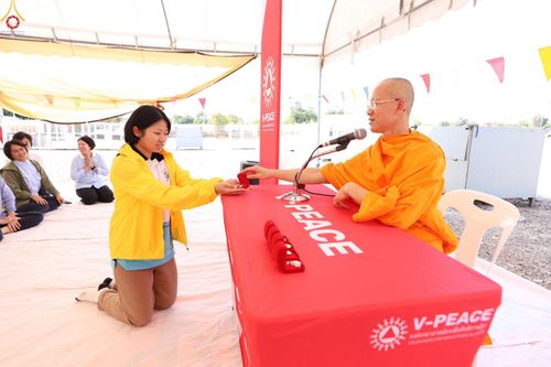 ภาพ No.306714:ภาพเบื้องหลังอาสาสมัครรวมใจ ชุดที่ 5 ในโครงการธรรมยาตรา กตัญญูบูชา มหาปูชนียาจารย์ พระมงคลเทพมุนี(สด จนฺทสโร) พระผู้ปราบมาร อนุสรณ์สถาน 7 แห่ง ปีที่ 14