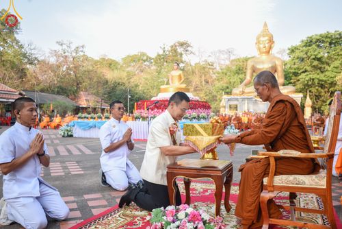 ภาพ No.310542:วันอาทิตย์ที่ 22 กุมภาพันธ์ พ.ศ. 2569 พิธีอัญเชิญพระประธาน “พระธรรมกาย” เพื่อไปประดิษฐาน ณ ธุดงเข้าสถานอำนาจเจริญ จังหวัดอำนาจเจริญ