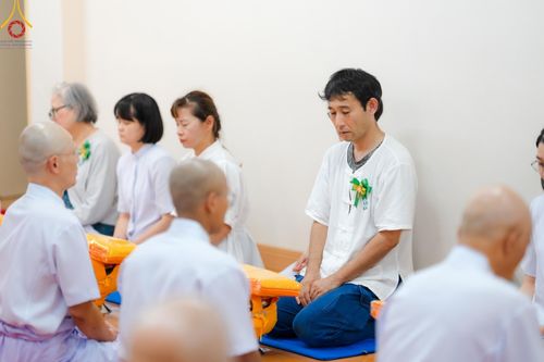 ภาพ No.147592:พิธีตัดปอยผม ขอขมา มอบบาตร ผ้าไตร โครงการปฐมอุปสมบท สมโภชอุโบสถ บูชาธรรม 80 ปี หลวงพ่อธัมมชโย ณ วัดพระธรรมกายโทชิหงิ ประเทศญี่ปุ่น วันพฤหัสบดีที่ 8 สิงหาคม พ.ศ. 2567