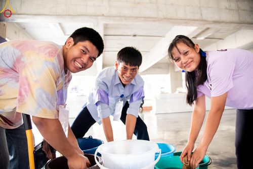 ภาพ No.60687:V.38 ทุ่มพลังเพื่อพ่อครบ 80 ปี ภาพการเตรียมงานของหน่วยงานต่างๆ เพื่อพิธีฉลองอายุวัฒนมงคล 80 ปี หลวงพ่อธัมมชโย และรับถวายมหาสังฆทาน 10,000 กว่าวัดทั่วประเทศ ในวันคุ้มครองโลก วันจันทร์ที่ 22 เมษายน พ.ศ. 2567