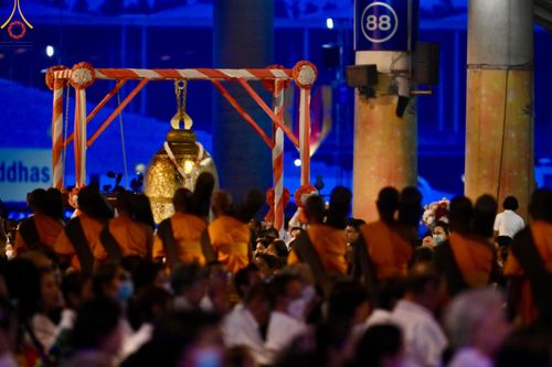 ภาพ No.120478:พิธีต้อนรับพระธรรมยาตรา ในโครงการธรรมยาตรา กตัญญูบูชา มหาปูชนียาจารย์ พระมงคลเทพมุนี(สด จนฺทสโร) พระผู้ปราบมาร อนุสรณ์สถาน 7 แห่ง ปีที่ 12 วันที่ 28 มกราคม พ.ศ. 2567 ณ วัดพระธรรมกาย จ.ปทุมธานี (ชุดที่ 2)
