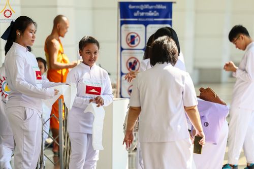 ภาพ No.177741:พิธีตักบาตรและพิธีบูชาข้าวพระ ในวันอาทิตย์ต้นเดือนที่ 1 ธันวาคม พ.ศ. 2567 ณ สภาธรรมกายสากล วัดพระธรรมกาย