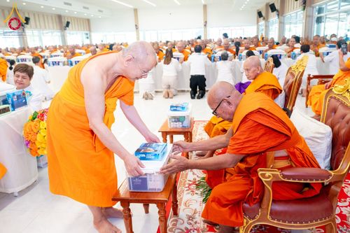 ภาพ No.156312:พิธีถวายสังฆทานแด่คณะสงฆ์ 323 วัด 4 จังหวัดชายแดนภาคใต้ ปีที่ 20 ครั้งที่ 173 พิธีมอบกองทุนหนุนแรงใจช่วยครูใต้ ปีที่ 17 ครั้งที่ 137 วันเสาร์ที่ 21 กันยายน พ.ศ.2567 ณ ศูนย์ปฏิบัติธรรมภาคใต้ อ.บางกล่ำ จ.สงขลา