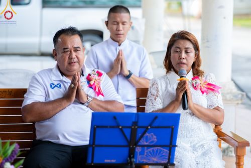 ภาพ No.311052:วันพฤหัสบดีที่ 26 กุมภาพันธ์ พ.ศ. 2569 พิธีถวายสังฆทานแด่คณะสงฆ์ 323 วัด ปีที่ 22 ครั้งที่ 182 พิธีมอบกองทุนหนุนแรงใจช่วยครูใต้ ปีที่ 19 ครั้งที่ 145 และพิธีทำบุญอุทิศส่วนกุศลให้ผู้วายชนม์