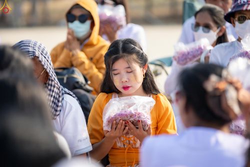 ภาพ No.299299:วันที่ 18 มกราคม พ.ศ. 2569 พิธีต้อนรับพระธรรมยาตรา ณ อนุสรณ์สถานลำดับที่ 5 สถานที่เผยแผ่วิชชาธรรมกายครั้งแรก อนุสรณ์สถานบางปลา วัดบางปลา อำเภอบางเลน จังหวัดนครปฐม ในโครงการธรรมยาตรา กตัญญูบูชา มหาปูชนียาจารย์ พระมงคลเทพมุนี(สด จนฺทสโร) พระผู้ปราบมาร อนุส