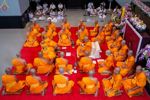 ภาพ No.136407:พิธีอุปสมบทสามเณรเตรียมสถาบันธรรมชัย รุ่นที่ 21 ณ โบสถ์พระไตรปิฏก วัดพระธรรมกาย วันเสาร์ที่ 4 พฤษภาคม พ.ศ.2567