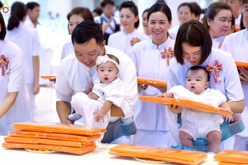 ภาพ No.244059:วันอาทิตย์ที่ 7 กันยายน พ.ศ. 2568 พิธีทอดผ้าป่าสมทบกฐินวัดพระธรรมกาย และสมทบกฐิน 30,000 วัดทั่วไทย ครั้งที่ 2 ณ ห้องแก้วสารพัดนึก 1 วัดพระธรรมกาย