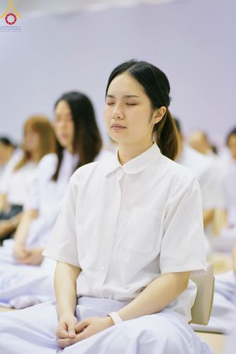 ภาพ No.139197:พิธีตักบาตร , พิธีบูชาข้าวพระ ณ ห้องแก้วสารพัด 1 สภาธรรมกายสากล วัดพระธรรมกาย วันอาทิตย์ต้นเดือนที่ 2 มิถุนายน พ.ศ. 2567