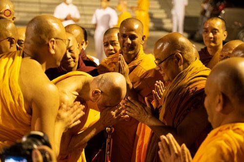 ภาพ No.77326:พิธีจุดมาฆประทีป ในวันมาฆบูชา อาทิตย์ต้นเดือนที่ 6 มีนาคม พ.ศ. 2566 ณ วัดพระธรรมกาย อ.คลองหลวง จ.ปทุมธานี
