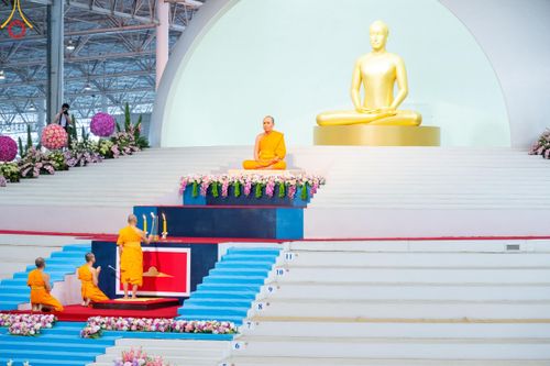 ภาพ No.180671:พิธีบรรพชาอุปสมบท โครงการอุปสมบทบูชาธรรมมหาปูชนียาจารย์ ประจำปีพุทธศักราช 2567 วันเสาร์ที่ 7 ธันวาคมพ.ศ. 2567 ณ วัดพระธรรมกาย จ.ปทุมธานี