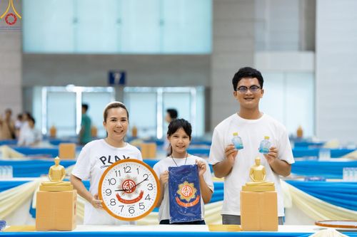 ภาพ No.60963:V.37 ยิ่งกว่าดี เพื่อ 80 ปีของพ่อ ภาพการเตรียมงานของหน่วยงานต่างๆ เพื่อพิธีฉลองอายุวัฒนมงคล 80 ปี หลวงพ่อธัมมชโย และรับถวายมหาสังฆทาน 10,000 กว่าวัดทั่วประเทศ ในวันคุ้มครองโลก วันจันทร์ที่ 22 เมษายน พ.ศ. 2567