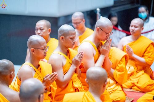 ภาพ No.229281:วันเสาร์ที่ 14 มิถุนายน พ.ศ. 2568 พิธีบรรพชา , พิธีถวายบาตร , พิธีอุปสมบท ในโครงการบรรพชาอุปสมบทหมู่ ผู้บริหารรุ่นที่ 15 และ อุดมศึกษา รุ่นที่ 52 ณ โบสถ์พระไตรปิฎก วัดพระธรรมกาย