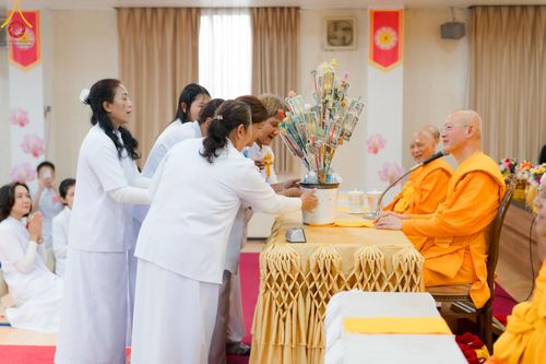 ภาพ No.133151:พิธีทอดผ้าป่าสามัคคีฉลองครบ 13 ปี วัดพระธรรมกายไอจิ แด่คณะพระภิกษุสงฆ์ 12 วัด ศูนย์สาขาทั่วภาคพื้นญี่ปุ่น วันที่ 31 มีนาคม พ.ศ. 2567