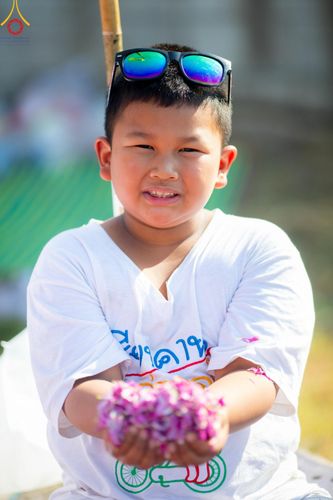 ภาพ No.206211:HAPPY FACE @ธรรมยาตรา # 1 ในโครงการธรรมยาตรา กตัญญูบูชา มหาปูชนียาจารย์ พระมงคลเทพมุนี(สด จนฺทสโร) พระผู้ปราบมาร อนุสรณ์สถาน 7 แห่ง ปีที่ 13 ระหว่างวันที่ 2-31 มกราคม พ.ศ. 2568