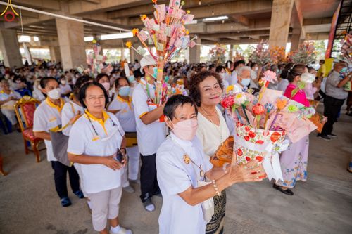 ภาพ No.79484:พิธีเททองหล่อพระประธาน ประจำอุโบสถวัดสายสุวพรรณ ณ มณฑลพิธีฯ ธรรมอุทยาน สัตตมหาสถาน หน้าอุโบสถวัดสายสุวพรรณ ต.คลองสี่ อ.คลองหลวง จ.ปทุมธานี วันเสาร์ที่ 1 เมษายน พ.ศ. 2566