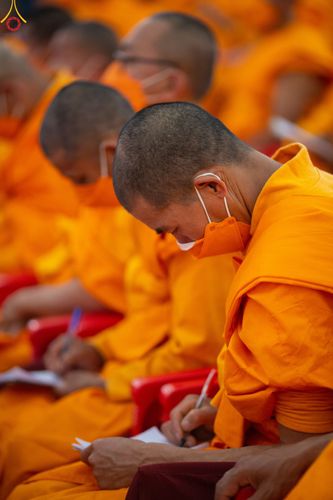 ภาพ No.79979:สามเณรฟังธรรม ปฎิบัติธรรม ในโครงการบรรพชาสามเณรหมู่ ประเทศเนปาล วันที่ 20 มีนาคม พ.ศ.2566