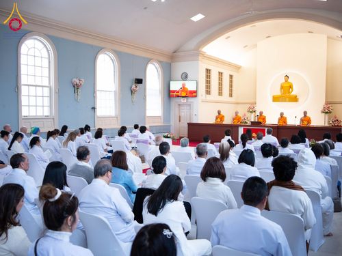 ภาพ No.319105:วันที่ 29 มีนาคม พ.ศ.2569 พิธีอัญเชิญรูปหล่อพระมงคลเทพมุนี (สด จนฺทสโร) ประดิษฐาน ณ ห้องปฏิบัติธรรม “มงคลรัตนโชติ”  วัดพระธรรมกายชิคาโก ประเทศสหรัฐอเมริกา