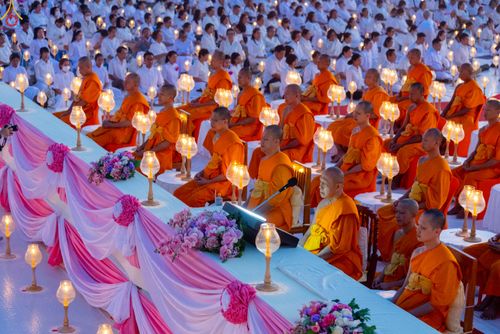 ภาพ No.302230:วันที่ 23 มกราคม พ.ศ. 2569 พิธีจุดประทีปธรรมถวายเป็นพุทธบูชา (ภาพชุดที่ 2) และบูชาธรรมมหาปูชนียาจารย์  ณ อนุสรณ์สถานลำดับที่ 5 สถานที่เผยแผ่วิชชาธรรมกายครั้งแรก อนุสรณ์สถานบางปลา วัดบางปลา อำเภอบางเลน จังหวัดนครปฐม ในโครงการธรรมยาตรา กตัญญูบูชา มหาปูชนีย