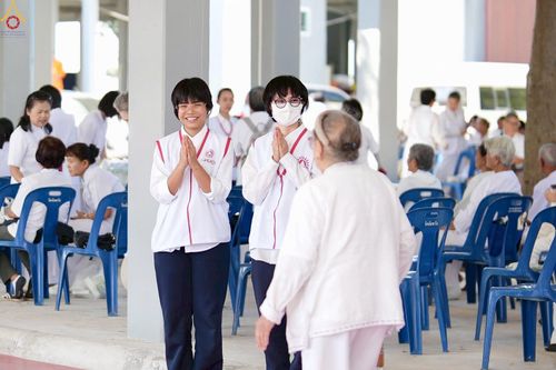 ภาพ No.301558:ภาพเบื้องหลังอาสาสมัครรวมใจ ชุดที่ 4 ในโครงการธรรมยาตรา กตัญญูบูชา มหาปูชนียาจารย์ พระมงคลเทพมุนี(สด จนฺทสโร) พระผู้ปราบมาร อนุสรณ์สถาน 7 แห่ง ปีที่ 14