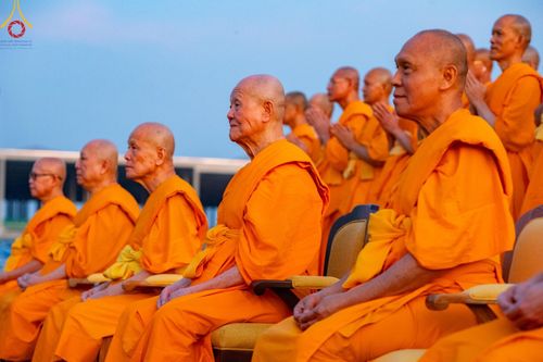 ภาพ No.194683:พิธีปฐมเริ่มสุวรรณรังสรรค์มหาธรรมกายเจดีย์ วันจันทร์ที่ 13 มกราคม พ.ศ. 2568 ณ มหาธรรมกายเจดีย์ วัดพระธรรมกาย จ.ปทุมธานี