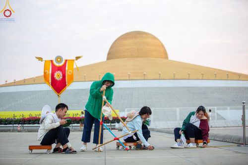 ภาพ No.121034:V.20 เป็นปลื้ม การเตรียมงาน เก็บงาน การรับบุญของเจ้าหน้าที่หน่วยงานต่างๆ เพื่อโครงการธรรมยาตรา กตัญญูบูชา มหาปูชนียาจารย์ พระมงคลเทพมุนี (สด จนฺทสโร) พระผู้ปราบมาร อนุสรณ์สถาน 7 แห่ง ปีที่ 12 ระหว่างวันที่ 2 - 31 มกราคม พ.ศ.2567