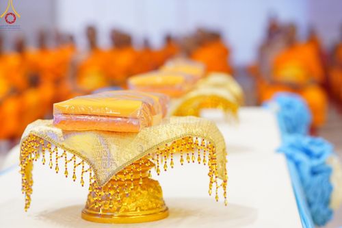 ภาพ No.160310:พิธีทอดผ้าป่าสมทบกฐินวัดพระธรรมกาย และสมทบกฐิน 30,000 วัดทั่วไทย ครั้งที่ 3 ณ สภาธรรมกายสากล วัดพระธรรมกาย วันพฤหัสบดีที่ 10 ตุลาคม พ.ศ. 2567