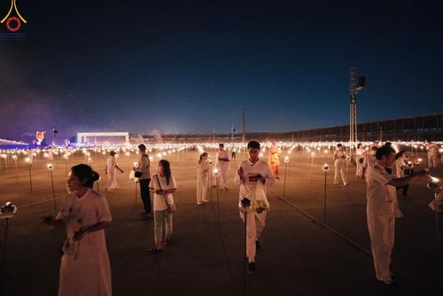 ภาพ No.125550:V.27 มาฆะ สาธุ  การรับบุญเตรียมงาน ปฎิบัติงาน เก็บงาน ของเจ้าหน้าที่หน่วยงานต่างๆ เพื่อวันมาฆบูชา วันเสาร์ที่ 24 กุมภาพันธ์  พ.ศ. 2567 ณ วัดพระธรรมกาย จ.ปทุมธานี