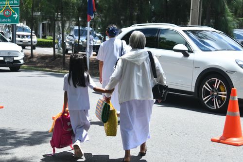 ภาพ No.151350:พิธีบูชาข้าวพระ ในวันอาทิตย์ต้นเดือน วันที่ 1 กันยายน พ.ศ. 2567 ณ สภาธรรมกายสากล วัดพระธรรมกาย