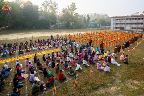 ภาพ No.131160:Photo Story ปฐมบรรพชาชาวพุทธมาร์มา Episode 4/5 วันที่ 13 กุมภาพันธ์พ.ศ. 2567 ณ วัดธัมจักร อรัญกุฏิ บังกลาเทศ