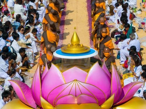 ภาพ No.129190:พระธรรมยาตราเดินธรรมยาตรา ณ ชุมชนรอบศูนย์ปฏิบัติธรรมภาคใต้ อ.บางกล่ำ จ.สงขลา วันที่ 10 มีนาคม พ.ศ. 2567