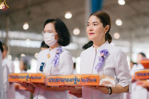 ภาพ No.167699:พิธีทอดกฐิน และ พิธีกรานกฐิน ในวันอาทิตย์ที่ 3 พฤศจิกายน พ.ศ. 2567 ณ วัดพระธรรมกาย จ.ปทุมธานี