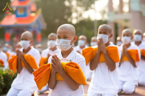 ภาพ No.75924:พิธีบรรพชาสามเณร ณ วัดปันชารี สันติปูร์ อรัญกฏิ เมืองคาร์กาชารี ประเทศบังกลาเทศ วันที่ 10 กุมภาพันธ์ พ.ศ. 2566