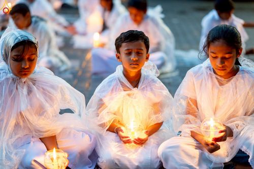 ภาพ No.229952:วันที่ 4 และ 12 พฤษภาคม พ.ศ. 2568 พิธีจุดวิสาขประทีป ถวายเป็นพุทธบูชา ณ วัดสุภัทรารามา มหาวิหาร เมืองบาดุลลา ประเทศศรีลังกา