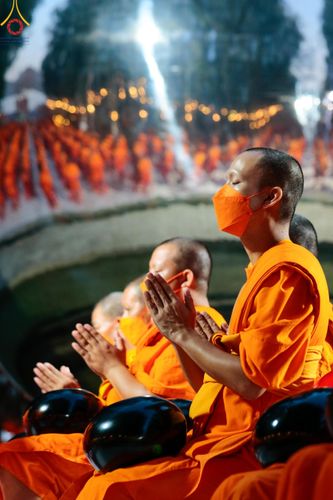 ภาพ No.107372:พิธีตักบาตรพระธรรมยาตราฯ ในโครงการธรรมยาตรากตัญญูบูชา มหาปูชนียาจารย์ พระมงคลเทพมุนี(สด จนฺทสโร) พระผู้ปราบมาร ปีที่ 12 ณ อนุสรณ์สถานมหาวิหารพระมงคลเทพมุนี อ.สองพี่น้อง จ.สุพรรณบุรี วันที่ 7 มกราคม พ.ศ. 2567