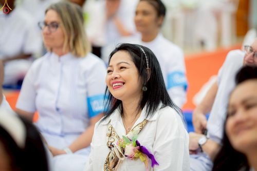 ภาพ No.270406:วันอาทิตย์ที่ 19 ตุลาคม พ.ศ. 2568 พิธีทอดกฐินสามัคคี เพื่อสถาปนากุฏิสงฆ์  น้อมถวายเป็นพุทธบูชาและบูชาธรรม แด่หลวงพ่อธัมมชโย ณ วัดพุทธเคปทาวน์  ประเทศสาธารณรัฐแอฟริกาใต้