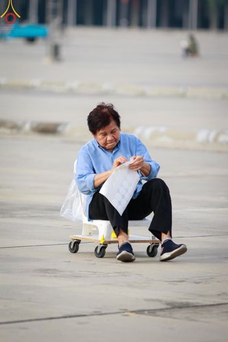 ภาพ No.138024:V.42 ก่อน กลาง เก็บ บุญวันวิสาขบูชา การเตรียมงาน การปฏิบัติงาน และการเก็บงาน ของเจ้าหน้าที่หน่วยงานต่างๆ วันวิสาขบูชา พุธที่ 22 พฤษภาคม พ.ศ. 2567