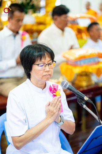 ภาพ No.197279:พิธีทอดผ้าป่าทำนุบำรุงศาสนสถาน ณ วัดอัมพวัน ตำบลบางม่วง อำเภอบางใหญ่ จังหวัดนนทบุรี ในโครงการธรรมยาตรา กตัญญูบูชา มหาปูชนียาจารย์ พระมงคลเทพมุนี(สด จนฺทสโร) พระผู้ปราบมาร อนุสรณ์สถาน 7 แห่ง ปีที่ 13 วันที่ 17 มกราคม พ.ศ. 2568