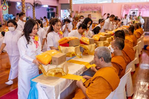 ภาพ No.116433:พิธีถวายสังฆทาน 106 วัด ณ วัดตะเคียน อ.บางกรวย จ.นนทบุรี วันเสาร์ที่ 20 มกราคม พ.ศ. 2567