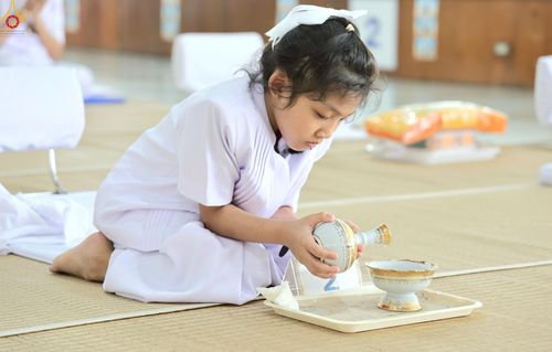 ภาพ No.228808:วันที่ 24 พฤษภาคม และ วันที่ 14 มิถุนายน พ.ศ.2568 พิธีถวายภัตตาหารเมนูสวรรค์ เพื่อการบรรลุธรรม ณ หอฉันคุณยายอาจารย์ฯ วัดพระธรรมกาย